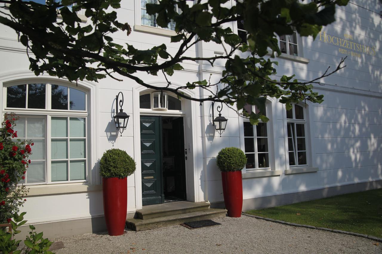 Hotel Hochzeitshaus Aurich Exterior foto